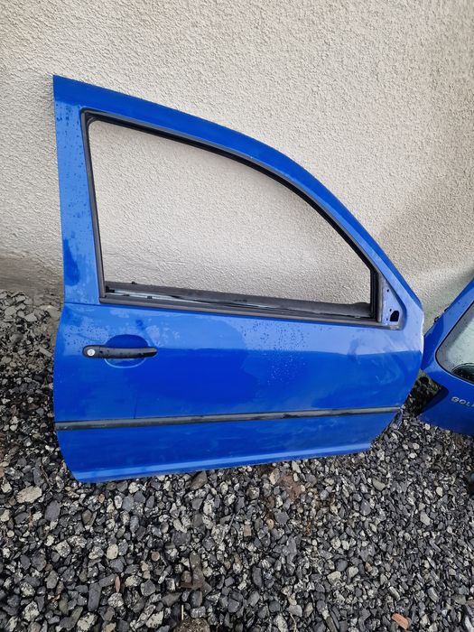Drzwi prawe przód 3 d volkswagen Golf IV