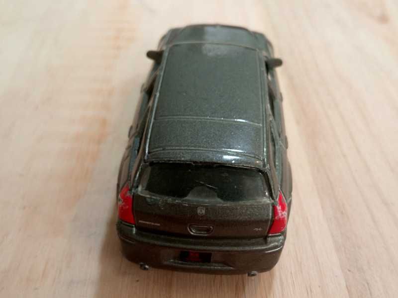 Dodge Magnum RT - Bburago