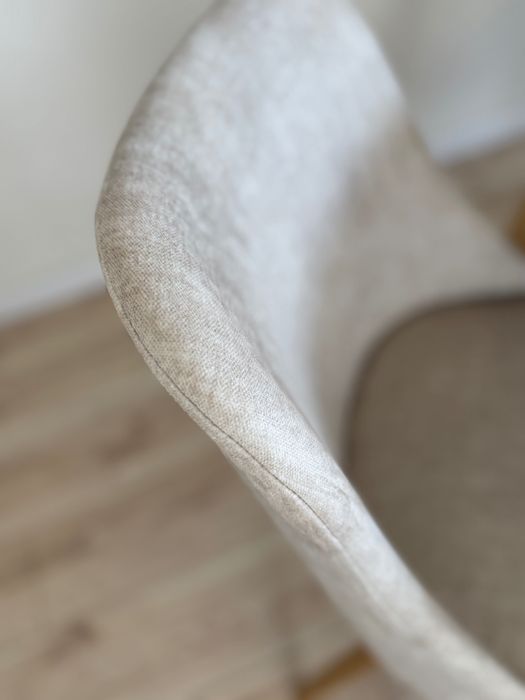 Krzesło dębowe tapicerowane-dostępne od ręki