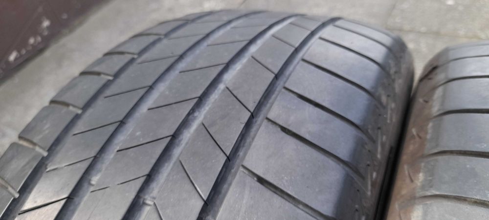 Opony letnie  Bridgestone  235/55 R17 H XL VW         103H