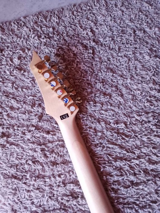 Guitarra elétrica como nova