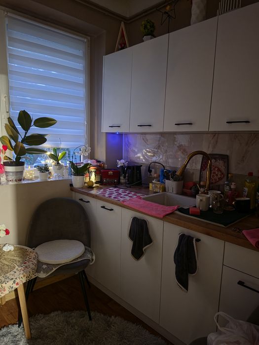 Sprzedam mieszkanie zadbane balkon!!