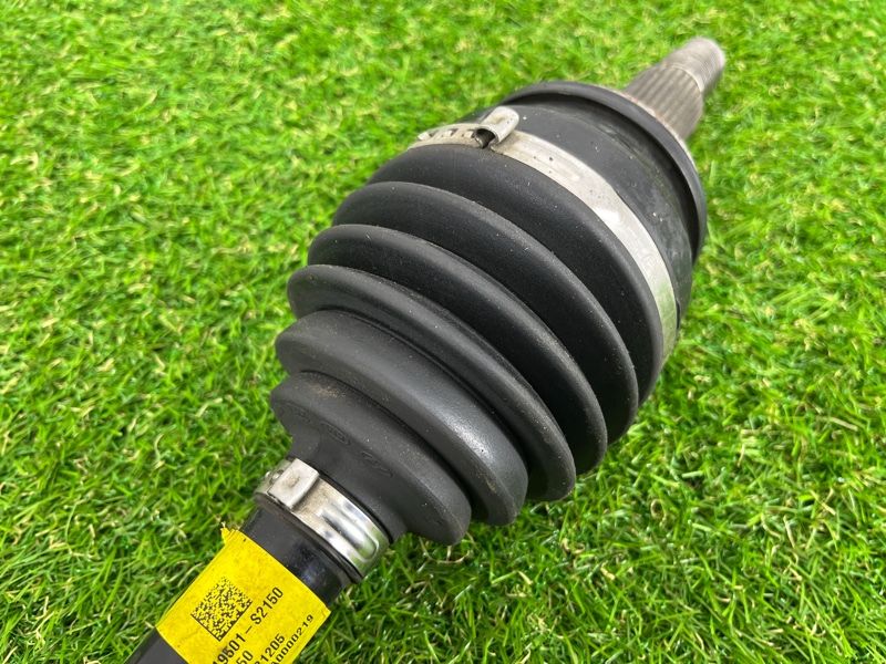 Привод / полуось передняя правая Hyundai Santa Fe TM 2.0 2019