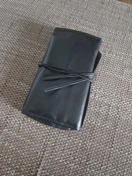 Zestaw pędzli do makijażu w etui