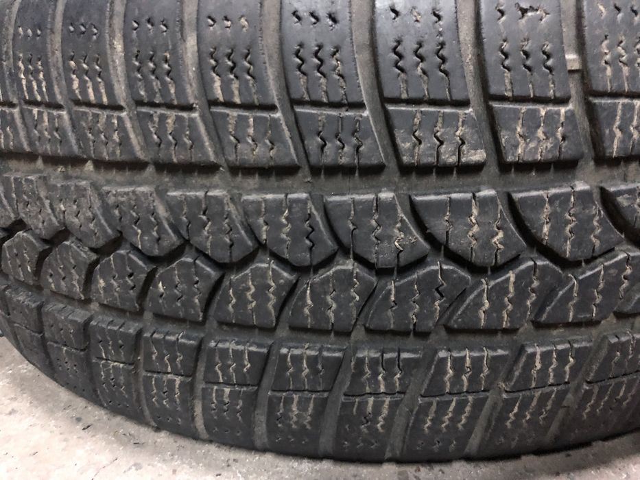 215/50-17 opony zimowe komplet kormoran zamiennik 225/45-17