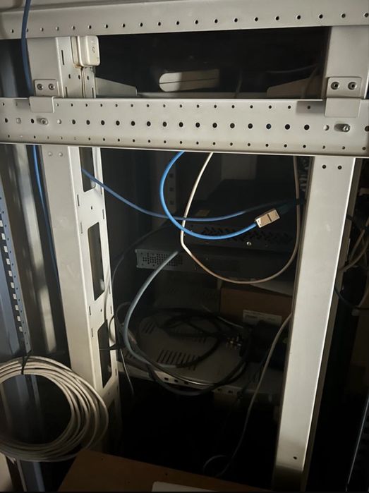 Armário Rack de Redes