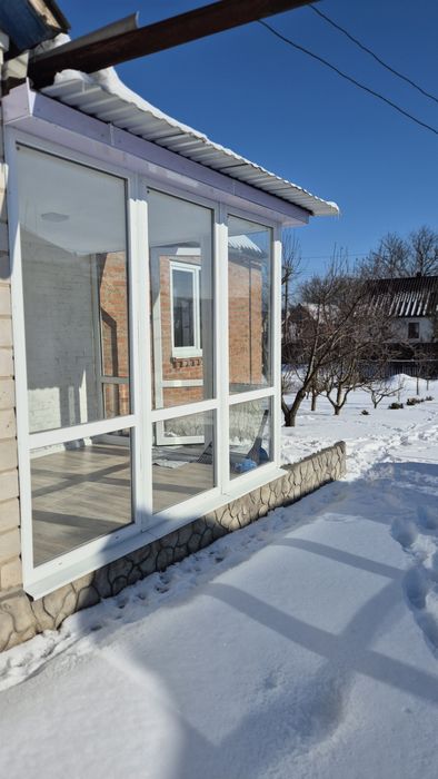 Продаж  будинку.  М. Тараща два будинки.  без комісії для покупця