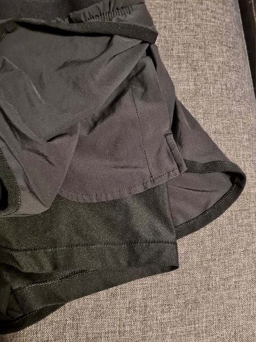Krótkie czarne sportowe spodenki Nike r.M