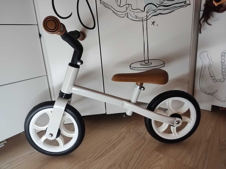 Smoby Pierwszy Rowerek biegowy Metalowy Biały