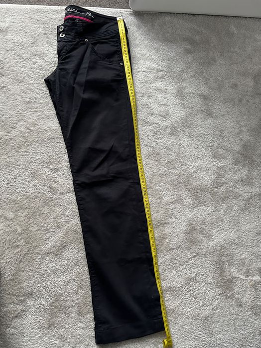 spodnie czarne guess roz. 29