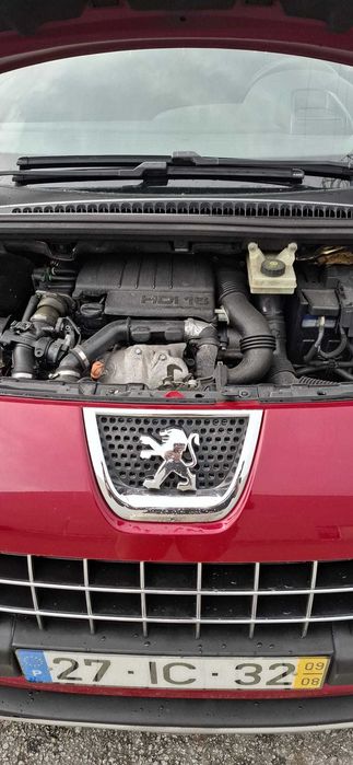 Peugeot 3008 1.6 HDi — SUV Familiar Económico e Muito Bem Equipado