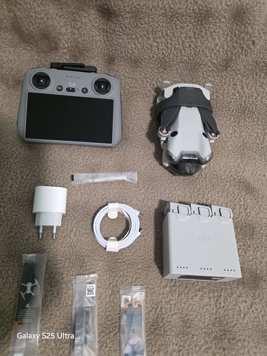 Drone DJI Mini 4 Pro DJI RC2