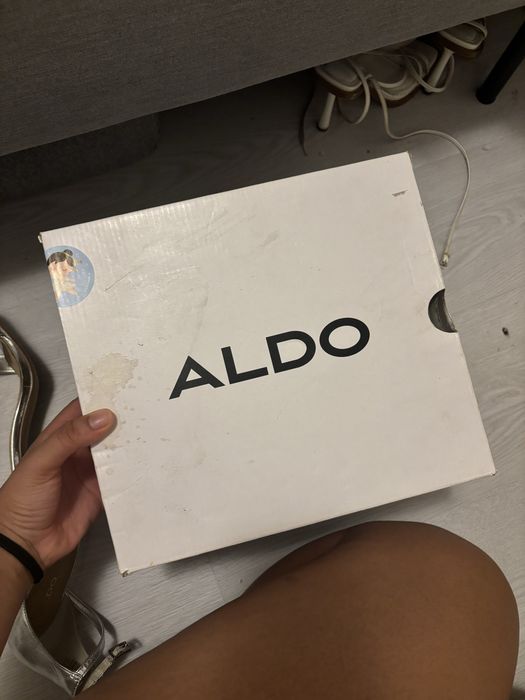 Saltos Altos Prateados Aldo