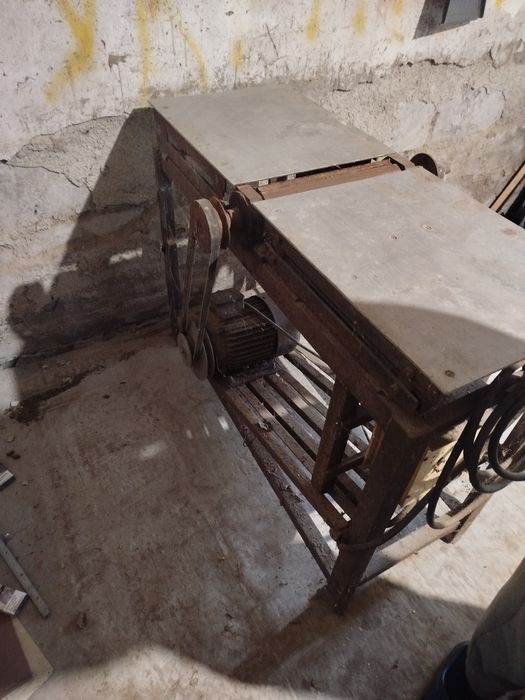 Циркулярна пила з фуганком