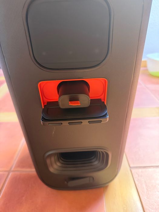 Coluna Jbl partybox club 120