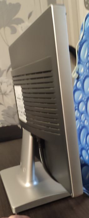 Монітор 19" proview