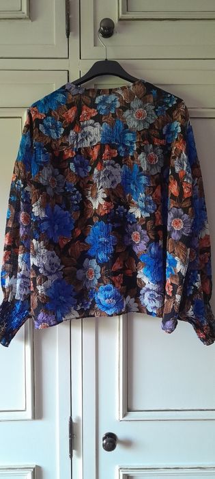 Blusa florida manga comprida zara