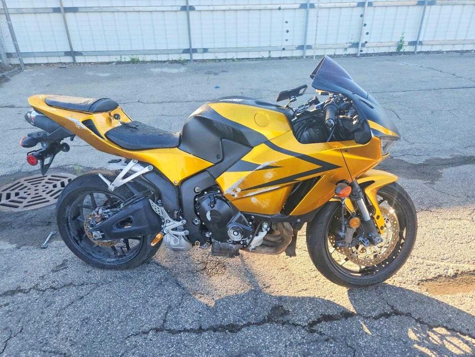 2025 Honda CBR600 RA