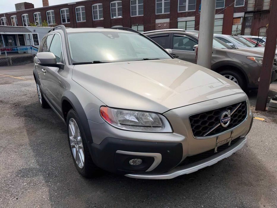 Volvo XC70 T5 Premier      2016