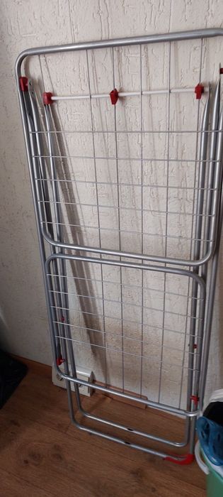 Сушарках складная,железная,отличная