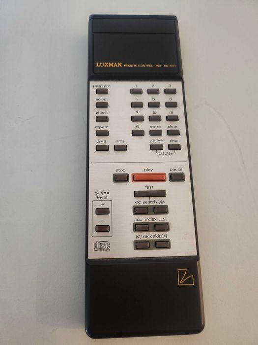Odtwarzacz CD Luxman d-500xs