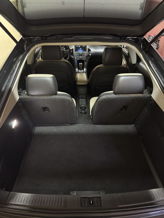 Chevrolet volt 2012 гибрид