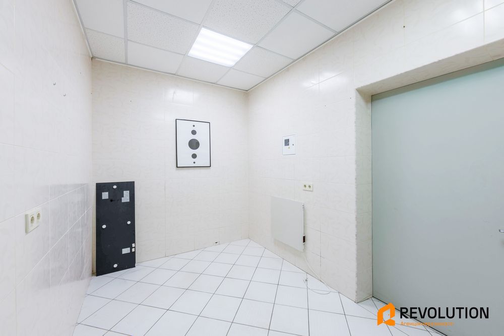 Без комісії. Продаж приміщення Калнишевського 7, Оболонський район