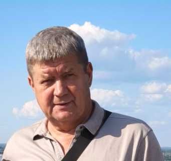 Репетитор з Правил Дорожнього Руху України.