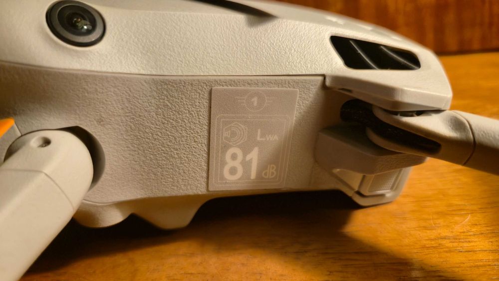 Dron DJI Mini 4 Pro Fly More Combo C1 (RC 2)