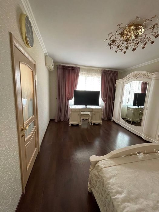 Продаж таунхауса в нагірній частині по вул. Переяславська