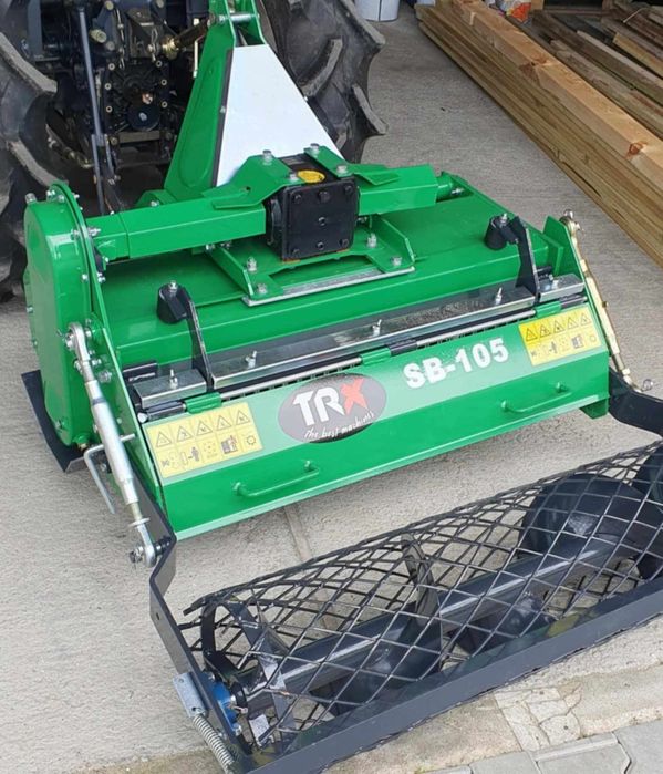 Usługi minikoparką / Koparko-ładowarka / Traktor z glebogryzarka separacyjną / Wywrotka  3.5t
