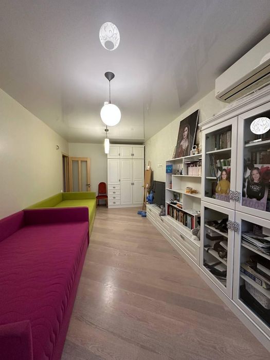 Продам 3-к квартиру з ремонтом, 100 кв.м, на Черемхах (3-247-325)