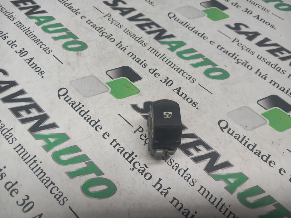 Comando / botão / interruptor vidros trás direito RENAULT Megane II CC