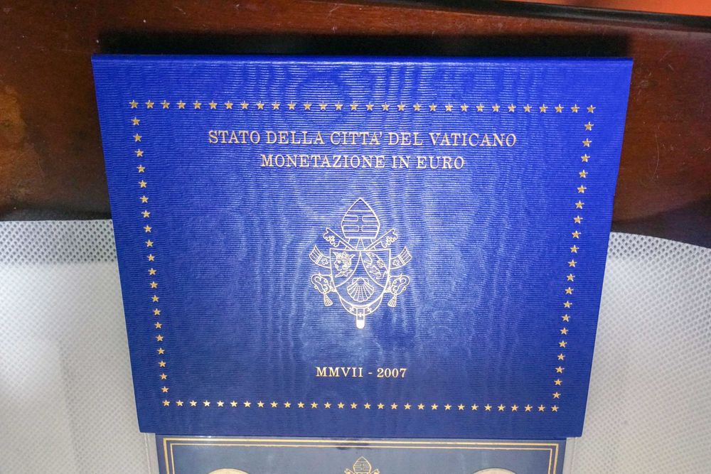 Set - 2007 completo de 8 Moedas euro do Vaticano na Carteira