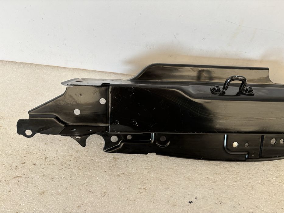 Toyota Tundra wspornik fartuch wzmocnienie