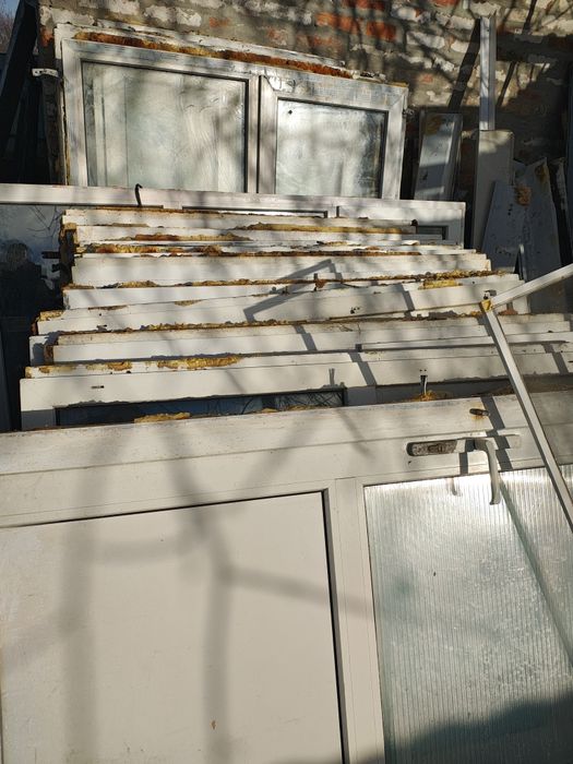 Продам металопластикові вікна.