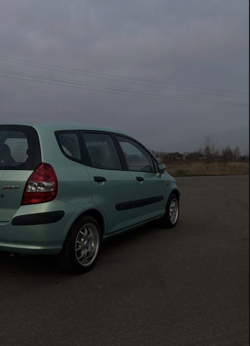 Продам хонду джаз 2002 року