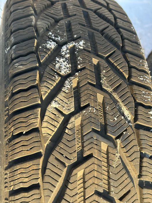 Комплект зимових шин