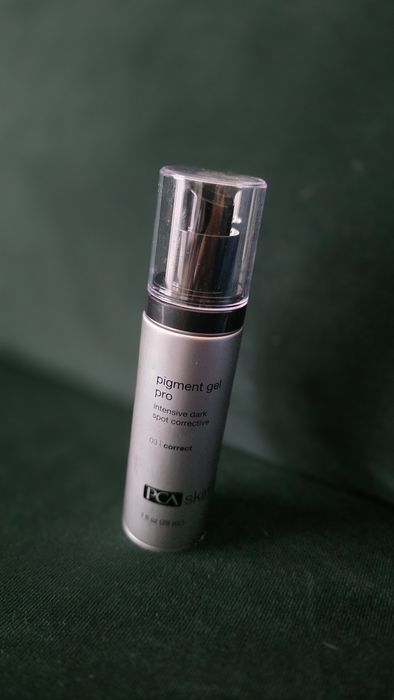 PCA Skin PIGMENT GEL PRO serum rozjaśniające przebarwienia dla każdego typu skóry 29 ml