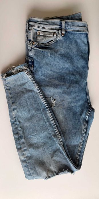 Jeansy River Island roz 44