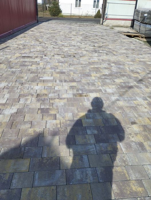 Укладання бруківки