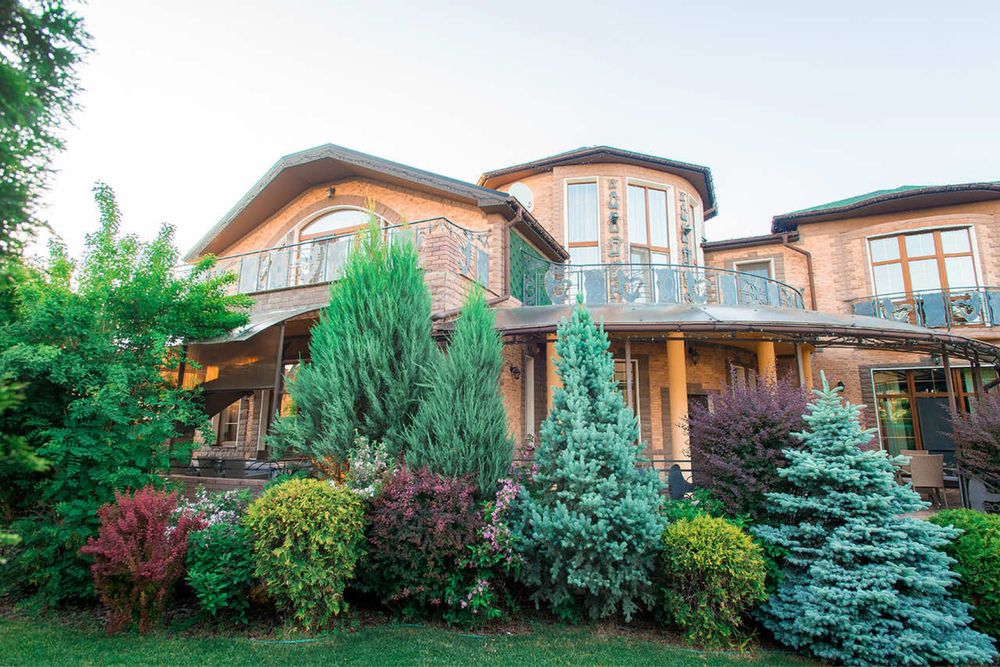 Продаж Будинку Гора вулиця Яблунева Красивий Надійний Басейн в Будинку