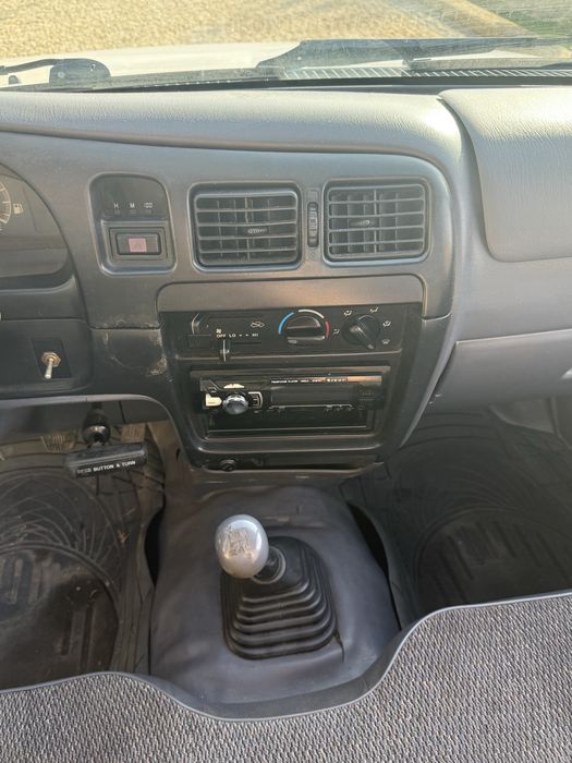 Toyota Hilux 2.4