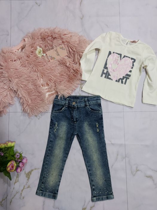 Крутой весенний комплект для девочек