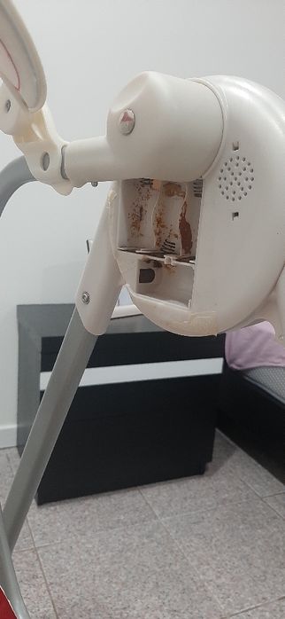 Cadeira baloiço de bebé