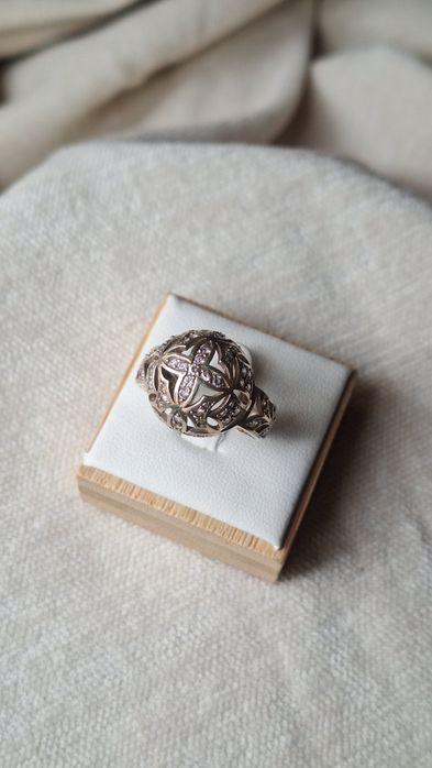 Большой шикарный перстень 18 р