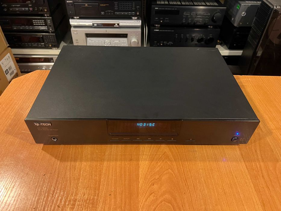 Odtwarzacz płyt CD X4-TECH CD-1200M Audio Room