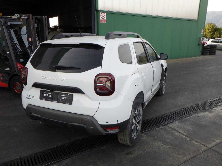 Розборка RENAULT DUSTER Запчасти Рено Дастер Разборка Деталі