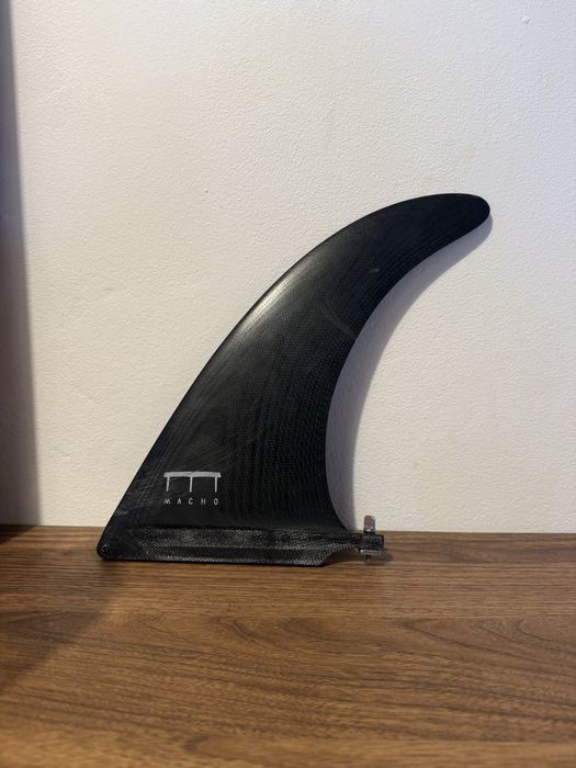 Single fins MACHO