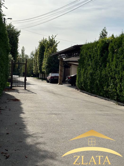 Продаж елітної земельної ділянки в Центрі міста